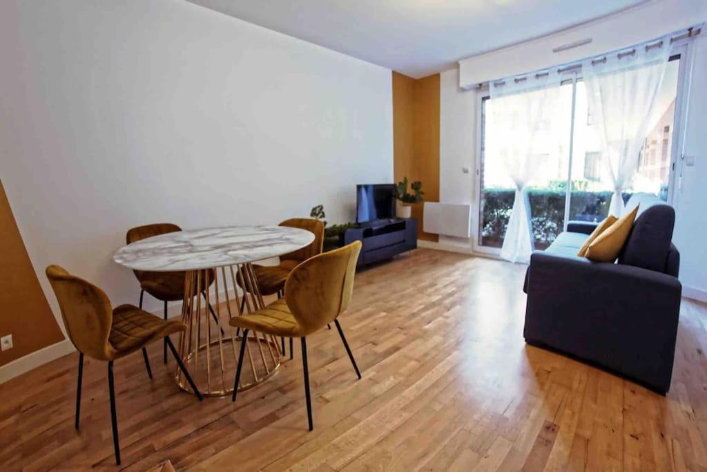 Suite George 5 + Parking Prive Et Securise 아라스 외부 사진